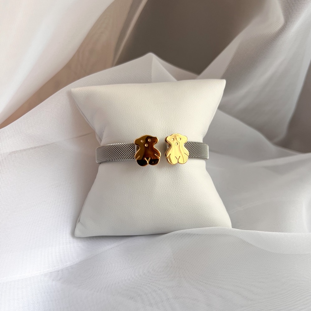 Elegant 18k Gold Plated Bracelet - Picture 2 of 3